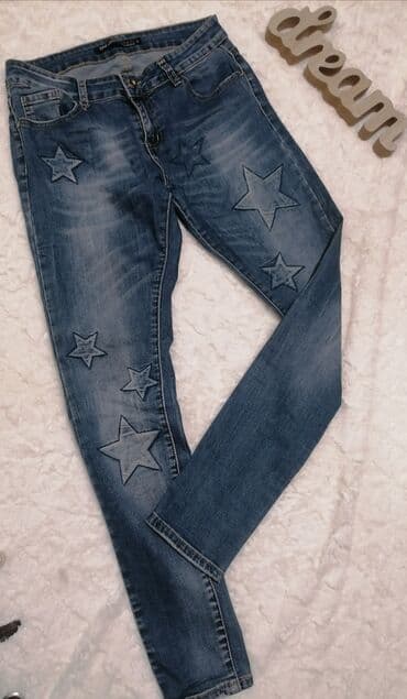 pocepane pantalone: Nove One Love M Nove Prelepe sa aplikacijom u obliku zvezde,skroz — 1