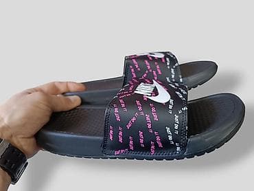 sandale moschino: NIKE / 2026 🩷

36-41
Cena: 2400 din
US🤍 — 6