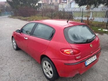 ALFA ROMEO 147 - KOMPLETAN AUTO U DELOVIMA | Alfa 147 crvena boja na lalafo.rs ALFA ROMEO 147 - KOMPLETAN AUTO U DELOVIMA | Alfa 147 crvena boja