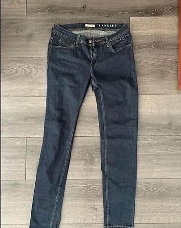 nema predaje 2: BURBERRY original farmerke, tanje sa elastiniom, veličine 28 — 1
