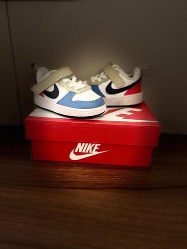 Patike: Nike dečije patike – model DV (US 5C / UK 4.5 / EU 21 / CM 12 / BR 20