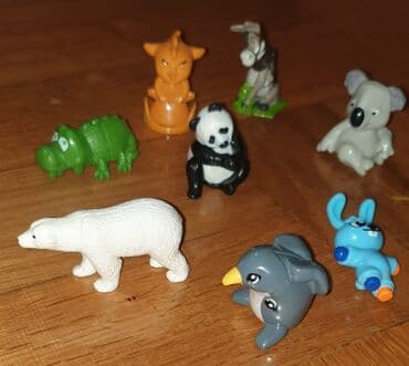 Figurice i makete: Kinder suprise igracke na komad razne zivotinje - beli medved, plavi — 4