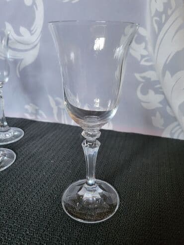kristalne čaše prodaja: Case vintaz,kristal za vino bohemija. Case komada 4 u — 6