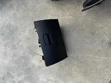 Auto-delovi: KASETA FIOKA FIAT PUNTO EVO | Kaseta fioka fiat punto evo — 1
