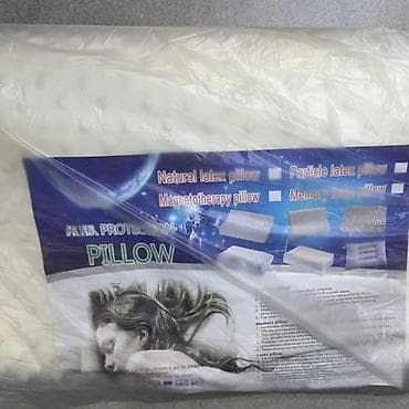 Anatomski jastuk memorijska pena 50×30

Cena: 2200 din