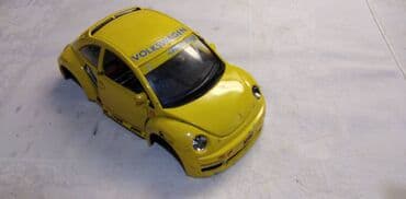 makete automobila 118: Burago VW New beetle,1:24,malo izgreban,za delove,fali:Stakla pr — 1
