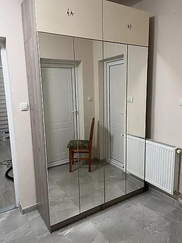 ugaone forma ideale cena: Klizni ugradni/polustanding garderoberi po meri - Trokrevetna klizna — 5