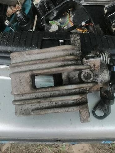 KLEŠTA ZADNJA ZA VOLKSWAGEN GOLF 4 | Zadnja klesta Leva-Desna Delovi na lalafo.rs KLEŠTA ZADNJA ZA VOLKSWAGEN GOLF 4 | Zadnja klesta Leva-Desna Delovi
