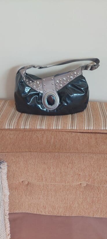 Donji delovi trenerke: Elegantna torbica — 6