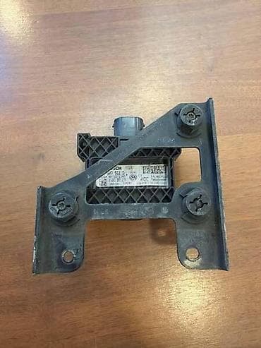 auto delovi ruma: RADAR SENZOR ZA VOLKSWAGEN GOLF 7, PASSAT B8, TOURAN - 5Q0907561D | — 1