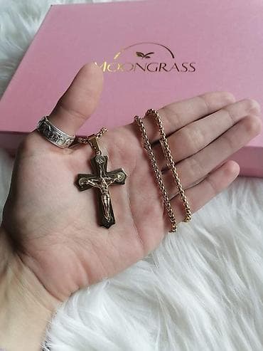 Cena 1600din na lalafo.rs Cena 1600din