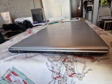 torbe za laptop carpisa: Acer laptop u srebrnoj boji, pogodan za svakodnevnu upotrebu. Tanak — 2