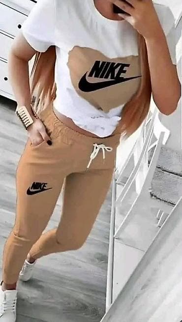 Gornji i donji deo: Komplet dostupan S M L XL XXL Cena 2700
dinara
💋 — 7