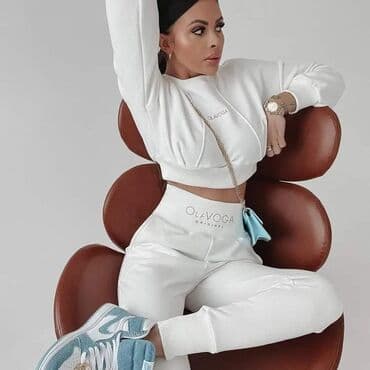 karirani kompleti zenski: Komplet: 2650 dinara — 2