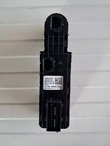 vitlo za dzip: PREKIDACI NA LEVIM VRATIMA ZA PEUGEOT 308, 3008, 5008 OD 2013. DO — 2