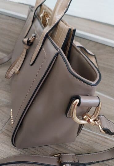 guess plisana torba: Duki Daso, color - Beige — 6