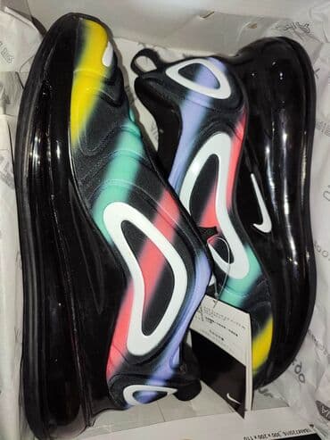 nike scorpion: Trainers — 1