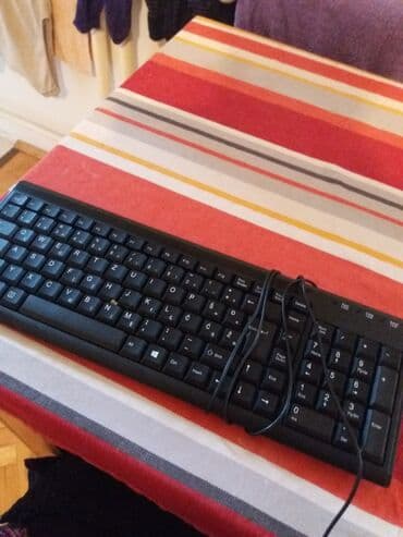 grejalica za kupatilo zidna: Funkcinalna tastatura za kompjuter. moze skoro za sve modele. samo — 1