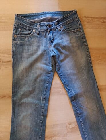 pantalone od vestacke koze: Farmerke vel.30
odlicne — 2