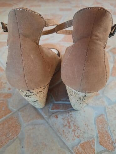 c a kupaći kostimi za punije dame: Sandals, Bershka, 40 — 6