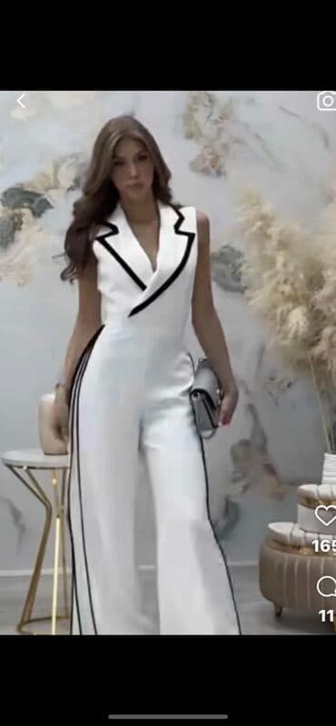 lidl kombinezon: Elegantni ženski kombinezon – belo-crni - Kroj: bez rukava, gornji — 1