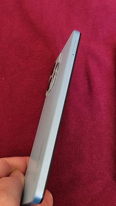 brzi punjac za xiaomi: Xiaomi Redmi pametni telefon sa dodatnom maskom - Model: Redmi — 4