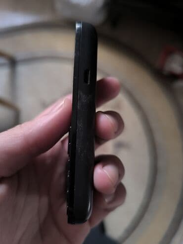 Alcatel OneTouch C820, < 2 GB, bоја - Crna, Sa tastaturom — 4