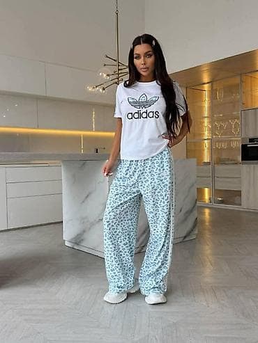 selection haljine: Trodelna trenerka 
S M L XL
6.700 din — 9