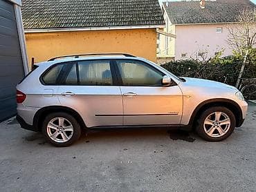 serbia auto market: BMW X5 E70 35 2009. GOD. - KOMPLETAN AUTO U DELOVIMA | Bmw X5 3.5d — 4