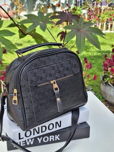 tommy hilfiger d: Prelepi modeli ženskih torbi
Cena 2500 din — 2