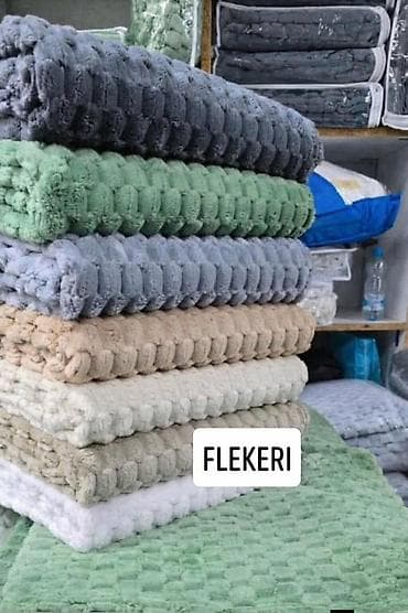 venac od pruca: Flekeri – komplet od tri dela U kompletu 70x70 150x70 200x70cm 3500 — 7