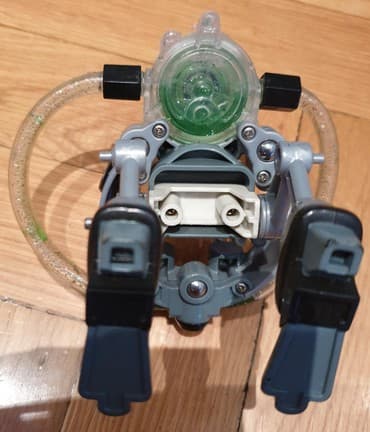 jagodica bobica igracka: Ben 10 alien original igracka - graymatter galvan prime ride vehicle — 4