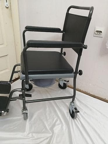 mali psi na poklon nis: Invalidska kolica — 7