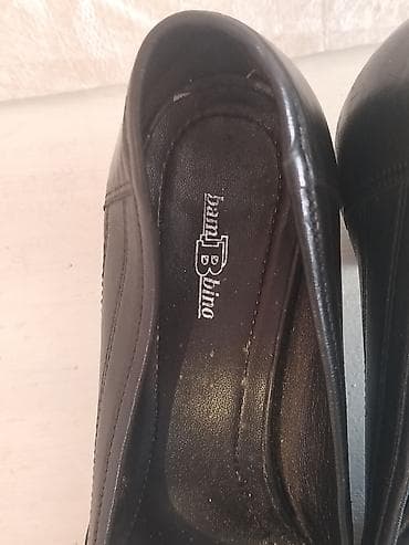 cipele za jesen: Zenske cipele Bambino 39-500 dinara Odlicno stanje Broj 39 Gaziste — 7