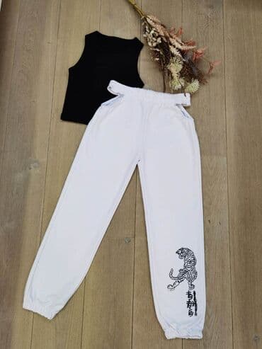 zenski kompleti katrin: Kompletic 1900 — 1