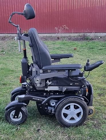 Električna invalidska kolica Handicare Puma 40 - Pogon na srednje