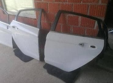 focus 2: VRATA ZA SVE MODELE ZA FORD C-MAX, FIESTA, FOCUS . OD 2001. DO 2004 — 1