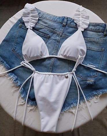 p.s farmerice: Beli bikini dvodelni set – trokutasti kupaći - Boja: bela, mat finiš — 2