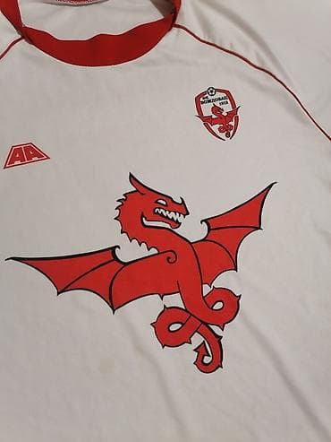 deciji dres messi: Dres FK Voždovac – broj 7 - Boja: bela sa crvenim detaljima (kragna — 7