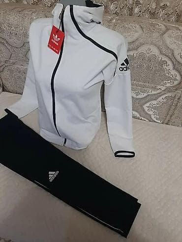 division duksa: Duks + trenerka (komplet) - Brend: Adidas (oznaka na rukavu i — 2