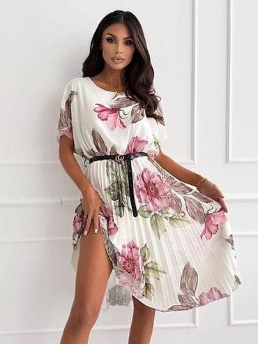 kacket new york: Ženske letnje haljine s floralnim printom
2300 din
S M L — 8