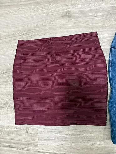 shoestar cizme: Paket suknji – 4 komada, različiti stilovi i materijali: - Teget — 2