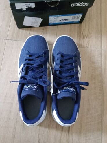 takko kupaci za devojcice: Adidas, Veličina - 37 — 4