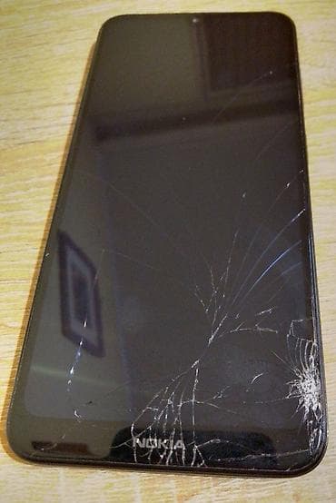 Računari, laptopovi i tableti: Nokia 3.2 Polomljeno staklo inače ispravna. Potrebna zamena stakla — 3