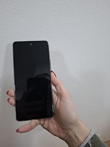 samsung galaxy 1: Samsung Galaxy A53 5G – Super AMOLED ekran (FHD+, 120 Hz) sa — 3