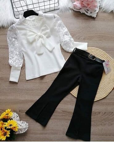decije velicine odece po godinama: Vel 4 6 8 10 12 14
Bluza 1950din
Pantalone 1800din — 3
