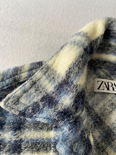 zara bluze i majice: ZARA ženska kratka jakna/šaket od meke brušene tkanine u kariranom — 4