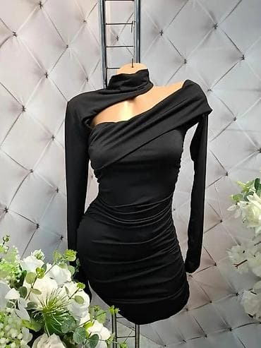 Ženska odeća: Asimetrična mini haljina sa dugim rukavima - Kroj: uska silueta sa — 3