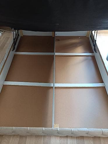 Ugaone garniture: Bračni krevet sa uzglavljem i mehanizmom za podizanje Samo lično — 2