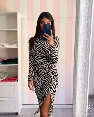 Women's Clothing: 2600 — 4